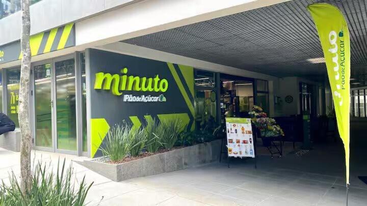 No Metro Madalena A 6min Av Paulista