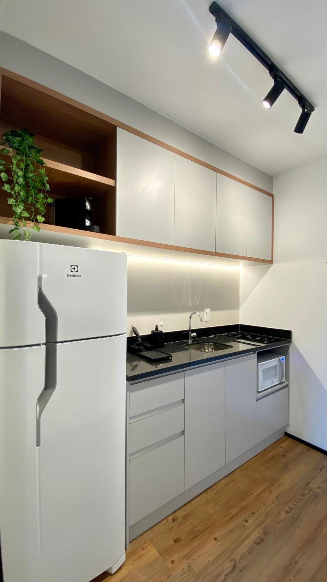 Apartamento No Metro Madalena A 6min Av Paulista
